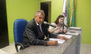  Legislativo realiza sessão extraordinária