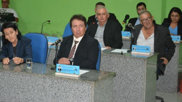 Câmara Segue Parecer do TCE e Aprova Contas de Governo - Exercício Financeiro 2022 de Responsabilidade do Prefeito Monteiro Filho.