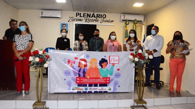 Momento Especial em Homenagem ao Dia Internacional da Mulher é Realizado na Câmara Municipal de Arneiroz.